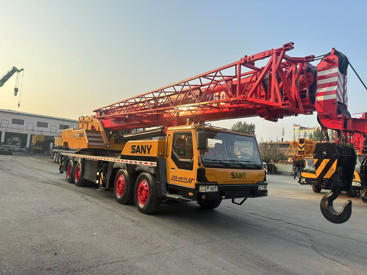 SANY STC750 75ton used truck crane - Derek bergerak: gambar 3 SANY STC750 75ton used truck crane - Derek bergerak: gambar 3