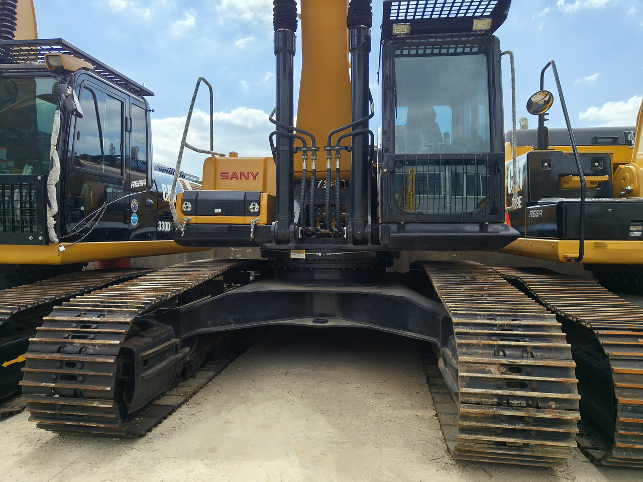 SANY SY365H - Ekskavator perayap: gambar 4 SANY SY365H - Ekskavator perayap: gambar 4