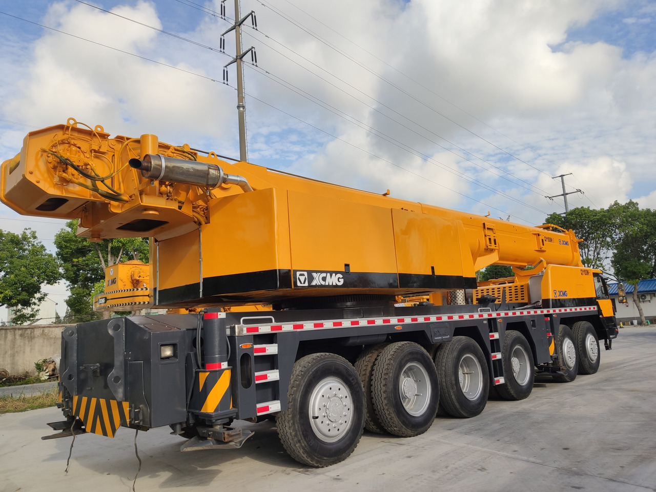 XCMG QY100K used Truck crane 100ton crane - Derek bergerak: gambar 3 XCMG QY100K used Truck crane 100ton crane - Derek bergerak: gambar 3