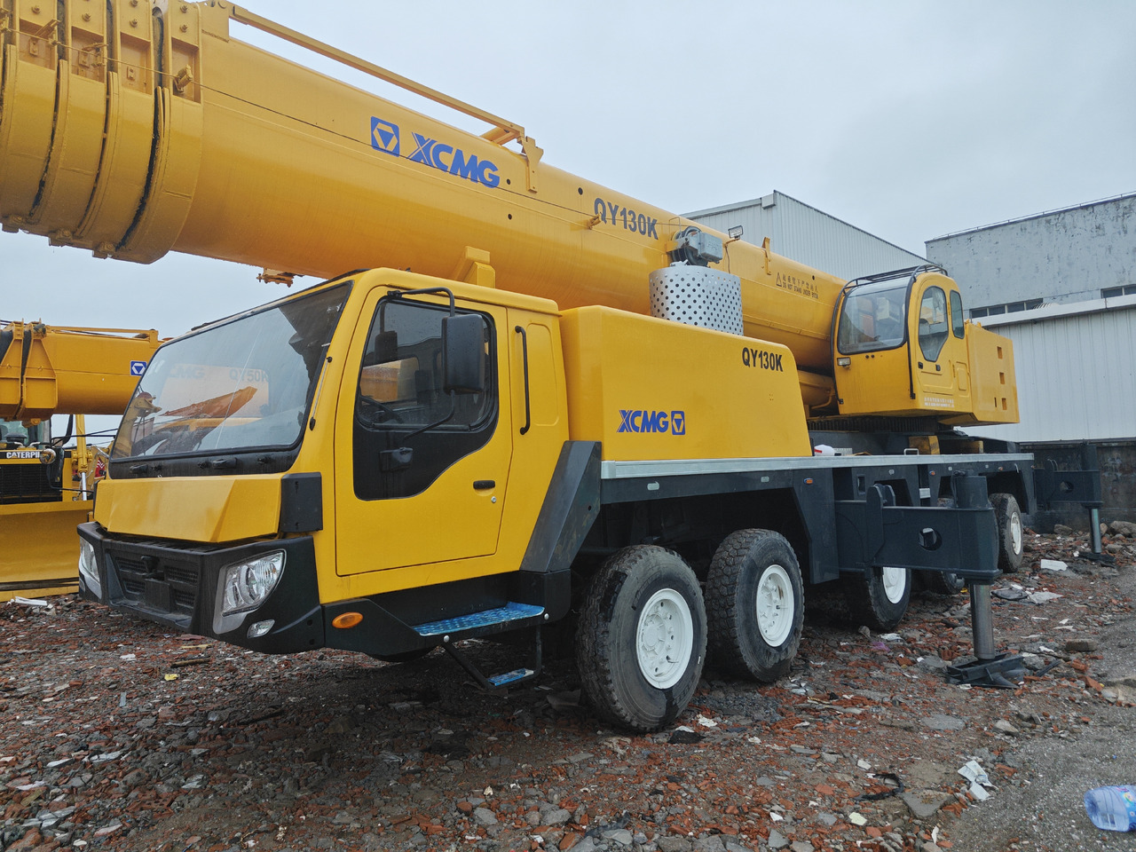XCMG QY130K QY130K-II used crane 130t - Derek bergerak: gambar 1 XCMG QY130K QY130K-II used crane 130t - Derek bergerak: gambar 1