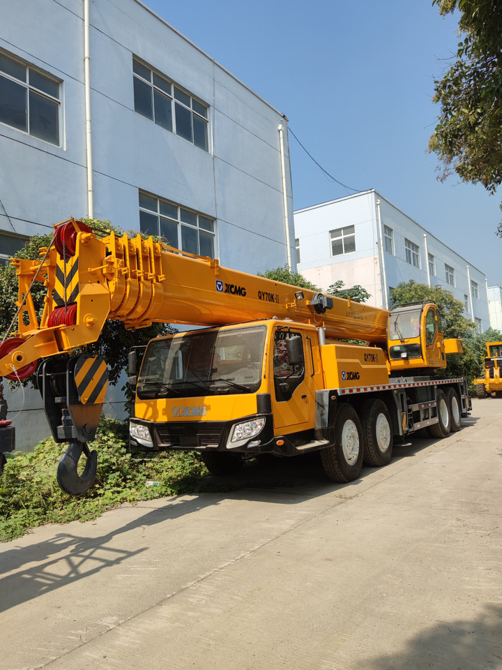 Leasing XCMG QY70K CRANE Used XCMG Truck Crane 70ton QY70KC XCT70 MOBOLIE CRANE XCMG QY70K CRANE Used XCMG Truck Crane 70ton QY70KC XCT70 MOBOLIE CRANE: gambar 6
