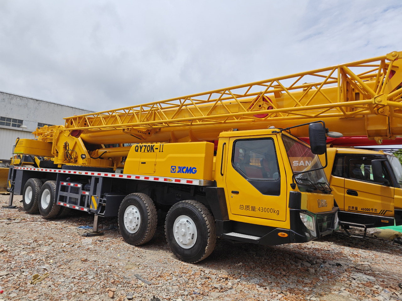 XCMG QY70K QY70K-II Used Crane 70t 70ton - Derek bergerak: gambar 1 XCMG QY70K QY70K-II Used Crane 70t 70ton - Derek bergerak: gambar 1