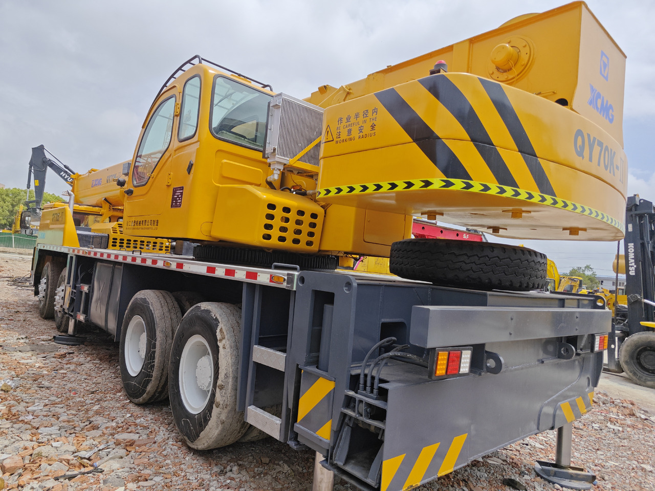 XCMG QY70K QY70K-II Used Crane 70t 70ton - Derek bergerak: gambar 5 XCMG QY70K QY70K-II Used Crane 70t 70ton - Derek bergerak: gambar 5