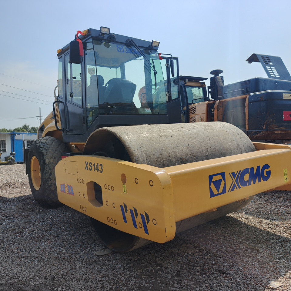 XCMG XS143J - Pemadat: gambar 5 XCMG XS143J - Pemadat: gambar 5