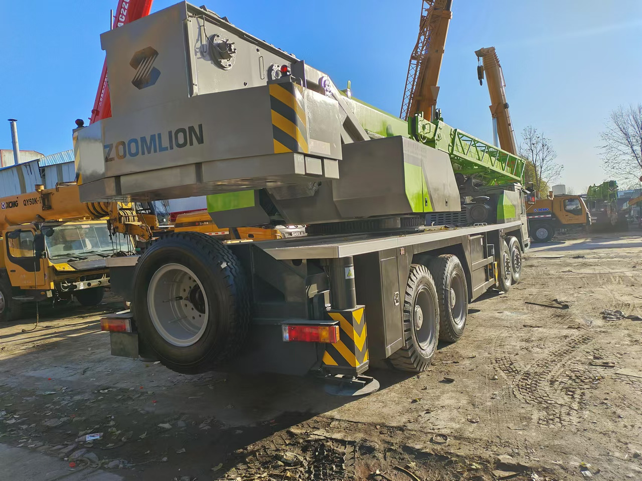Zoomlion ZTC700V - Derek bergerak: gambar 3 Zoomlion ZTC700V - Derek bergerak: gambar 3