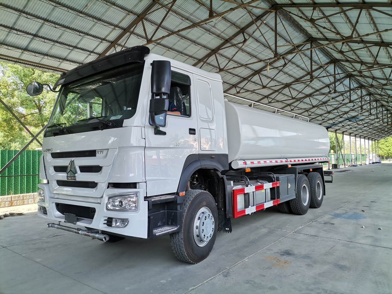 JSIE JSIE5250GSS - Truk tangki: gambar 4 JSIE JSIE5250GSS - Truk tangki: gambar 4