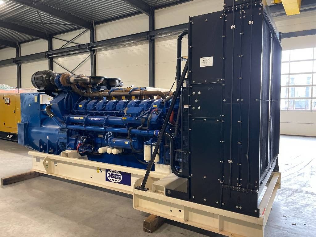 FG Wilson P2000-3 - 2000 kVA Open Genset - DPX-16033-O - Genset: gambar 3 FG Wilson P2000-3 - 2000 kVA Open Genset - DPX-16033-O - Genset: gambar 3