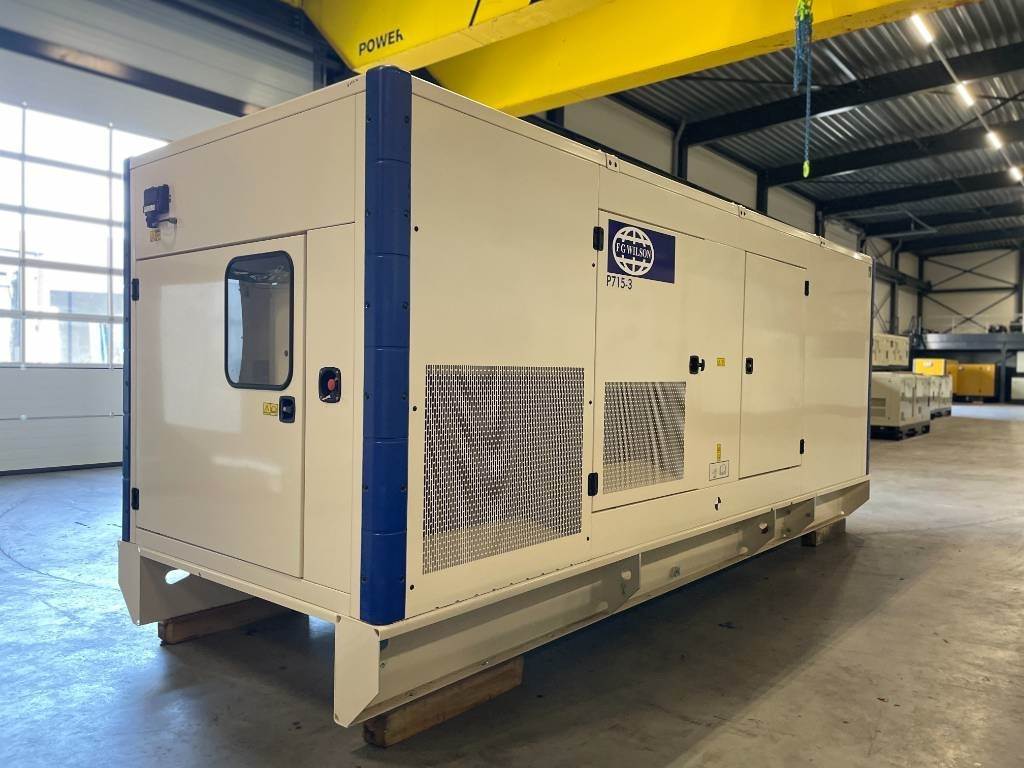 FG Wilson P715-3 - 715 kVA Genset - DPX-16023  - Genset: gambar 4 FG Wilson P715-3 - 715 kVA Genset - DPX-16023  - Genset: gambar 4