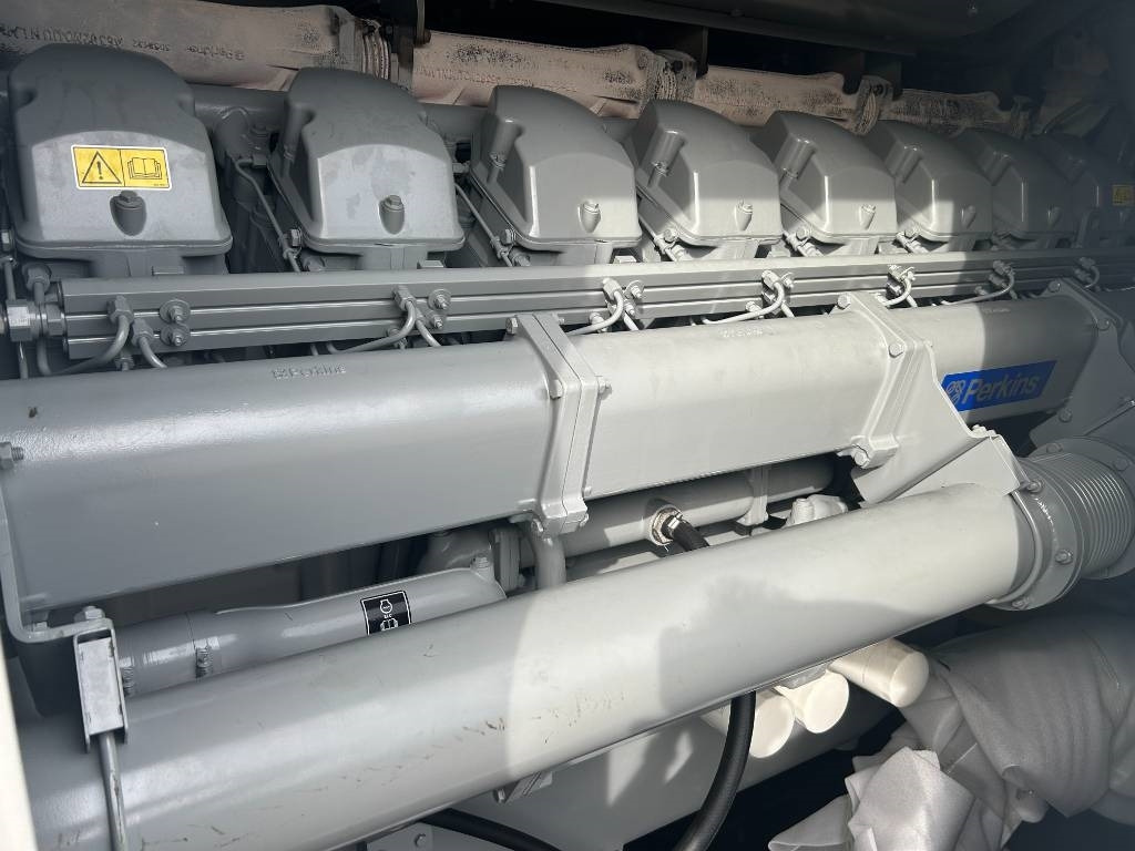 Perkins 4016-TAG2A - 2.200 kVA Generator - DPX-19826 - Genset: gambar 4 Perkins 4016-TAG2A - 2.200 kVA Generator - DPX-19826 - Genset: gambar 4