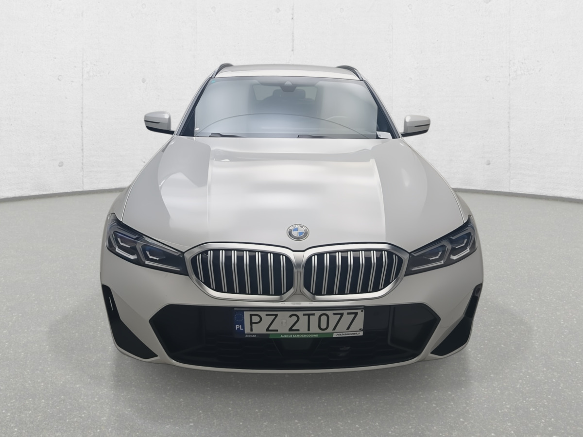 BMW 320D XDRIVE KOMBI - Mobil: gambar 4 BMW 320D XDRIVE KOMBI - Mobil: gambar 4