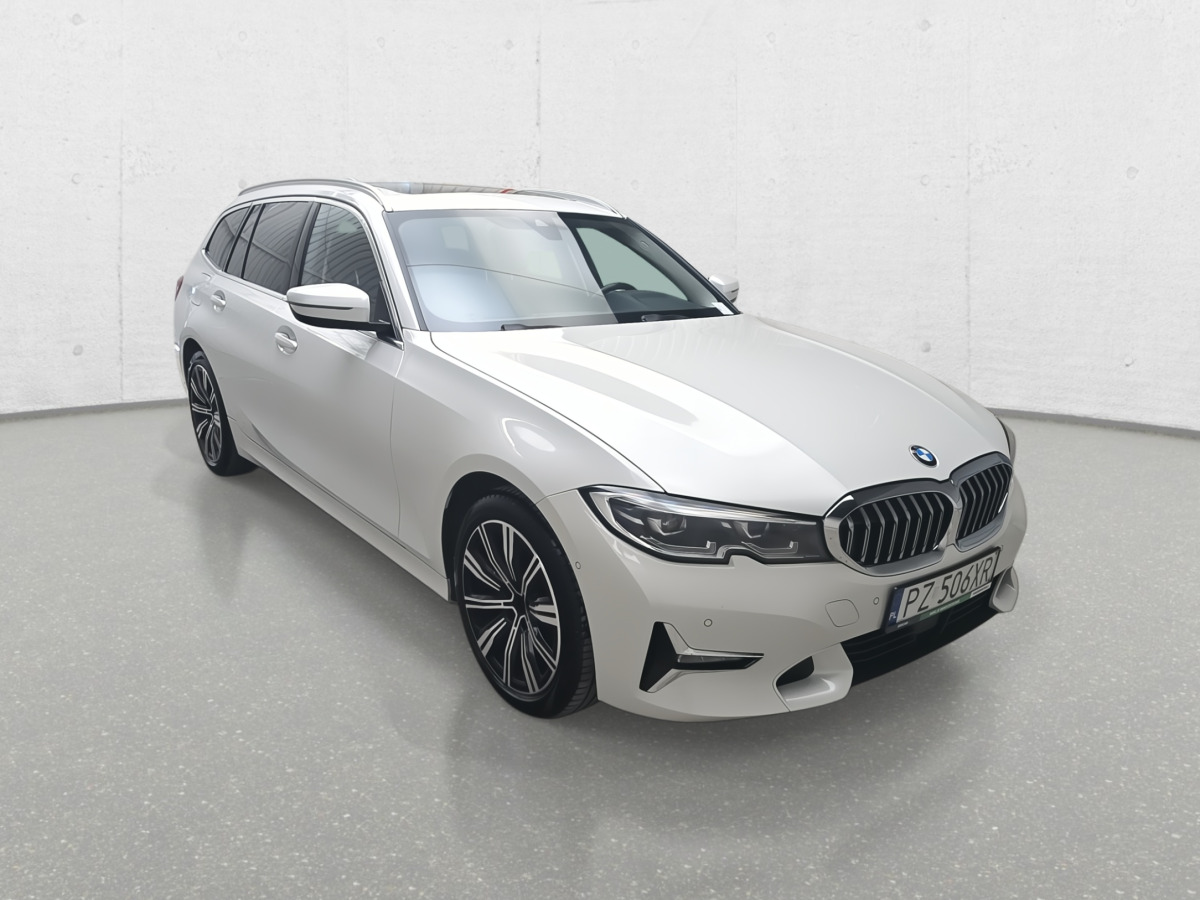BMW 320D XDRIVE KOMBI - Mobil: gambar 1 BMW 320D XDRIVE KOMBI - Mobil: gambar 1