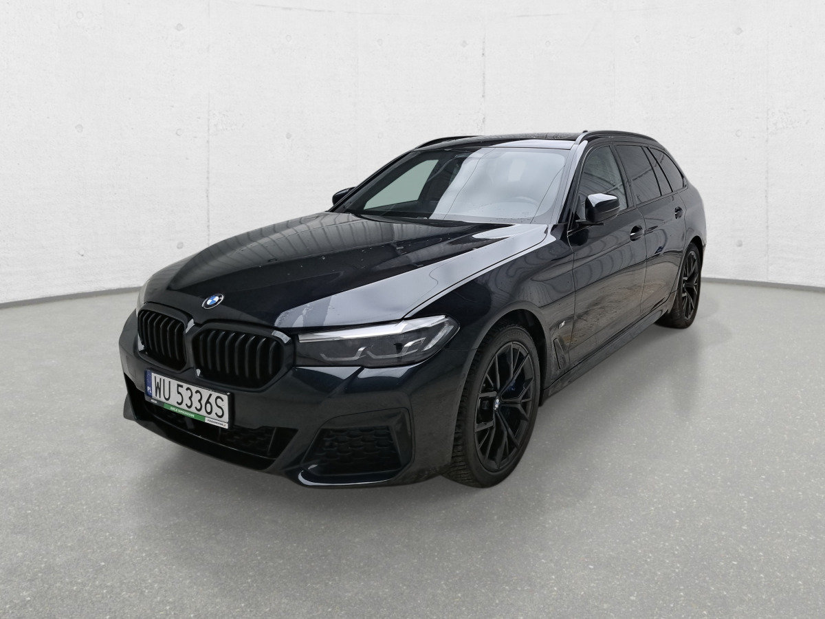 BMW 520D XDRIVE KOMBI - Mobil: gambar 4 BMW 520D XDRIVE KOMBI - Mobil: gambar 4