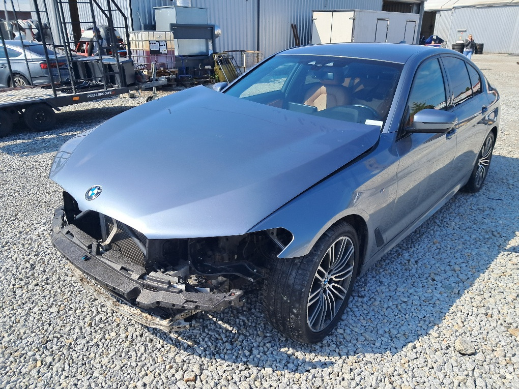 BMW 520D XDRIVE SEDAN - Mobil sedan: gambar 3 BMW 520D XDRIVE SEDAN - Mobil sedan: gambar 3