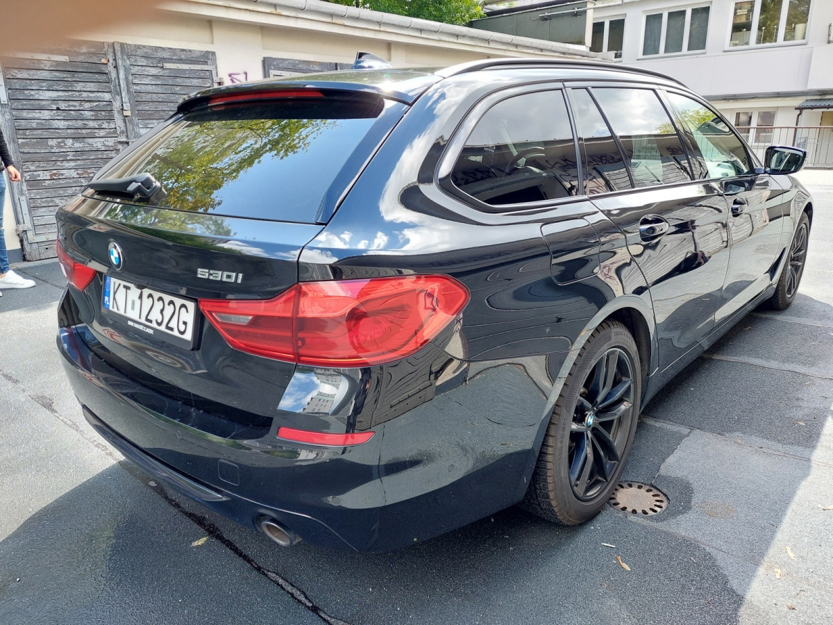 BMW 530I XDRIVE KOMBI - Mobil: gambar 3 BMW 530I XDRIVE KOMBI - Mobil: gambar 3