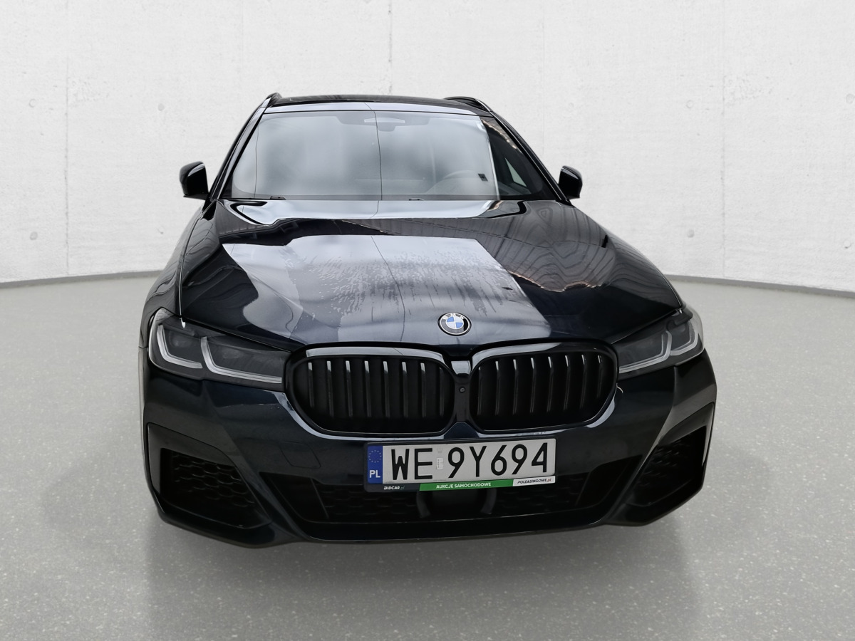 BMW 540I XDRIVE KOMBI - Mobil: gambar 3 BMW 540I XDRIVE KOMBI - Mobil: gambar 3