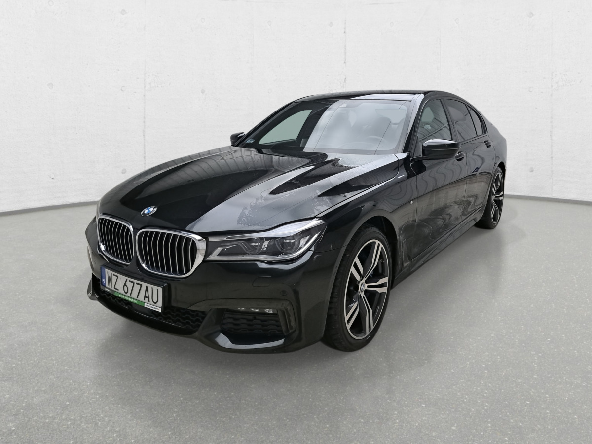 BMW 750d xDrive SEDAN - Mobil sedan: gambar 4 BMW 750d xDrive SEDAN - Mobil sedan: gambar 4