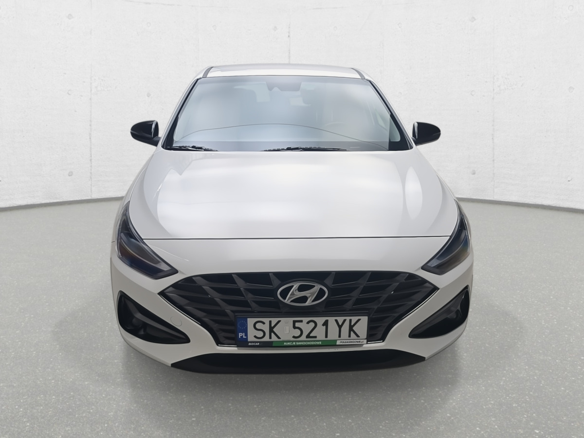 HYUNDAI I30 HATCHBACK - Hatchback: gambar 3 HYUNDAI I30 HATCHBACK - Hatchback: gambar 3