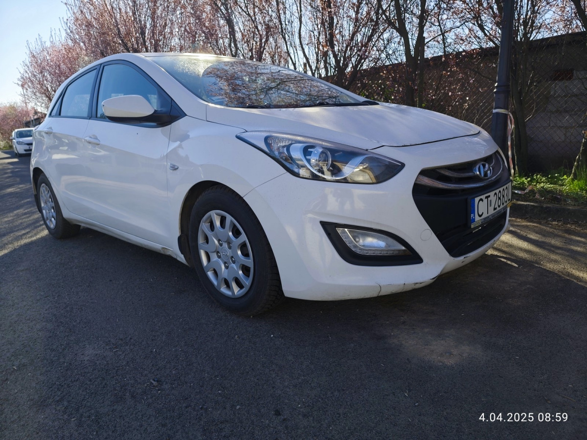 Hatchback HYUNDAI I30 HATCHBACK: gambar 1