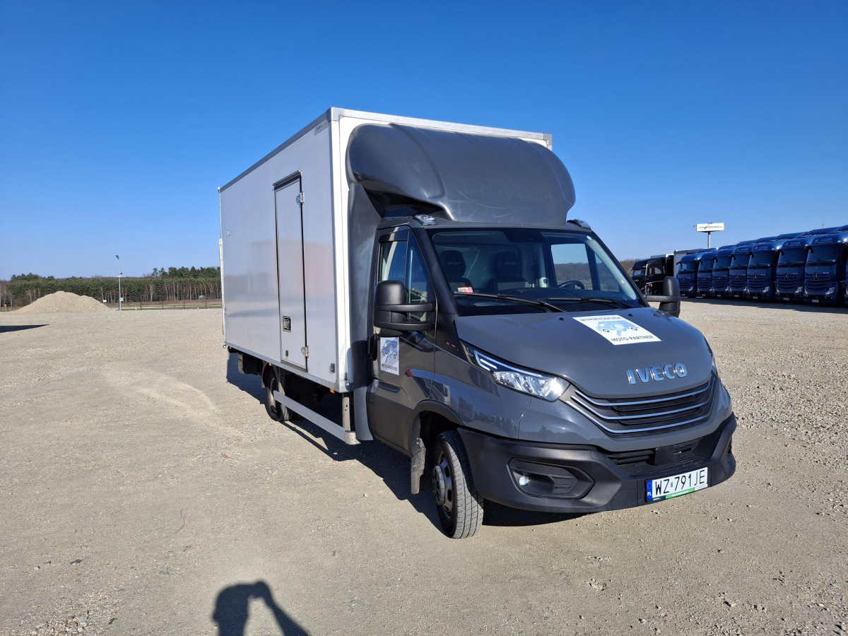 Truk box IVECO DAILY 50C18 KONTENER Z WINDĄ: gambar 1