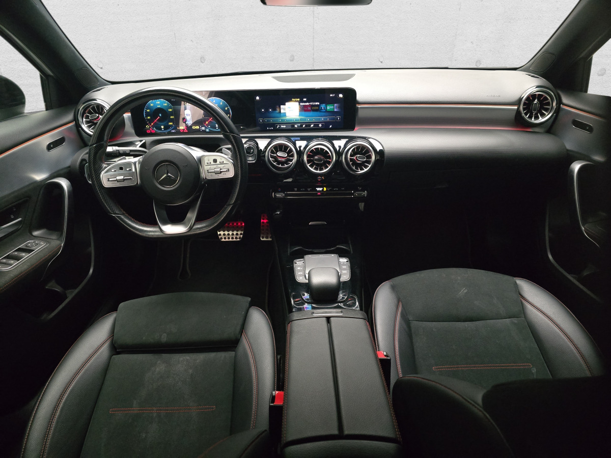 Hatchback MERCEDES BENZ A 200 HATCHBACK: gambar 10