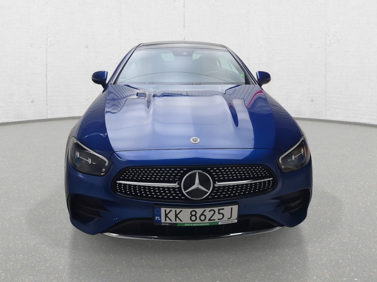 MERCEDES BENZ E 200 4MATIC COUPE - Mobil: gambar 3 MERCEDES BENZ E 200 4MATIC COUPE - Mobil: gambar 3
