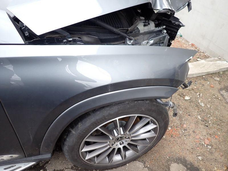 Mobil sedan MERCEDES BENZ GLE SEDAN: gambar 14