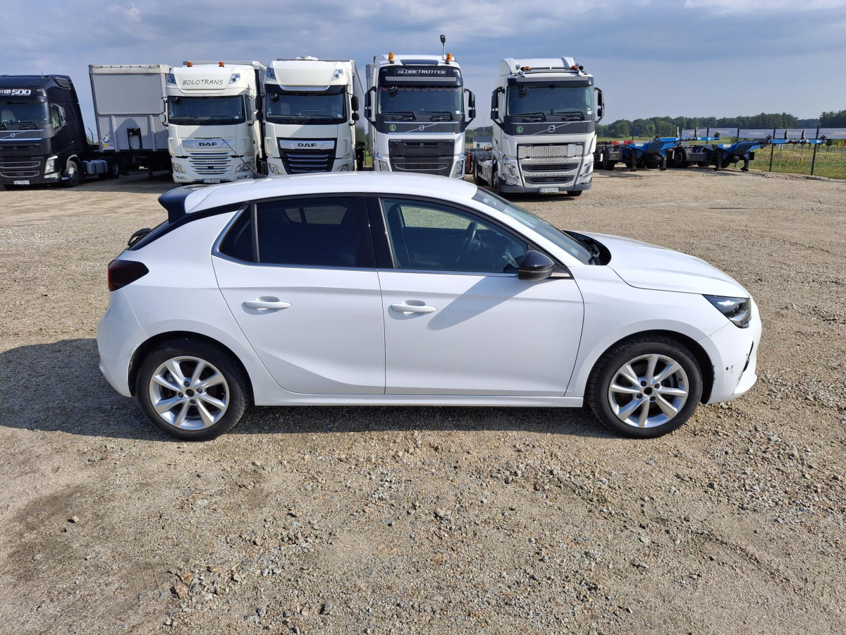 OPEL CORSA HATCHBACK - Hatchback: gambar 4 OPEL CORSA HATCHBACK - Hatchback: gambar 4