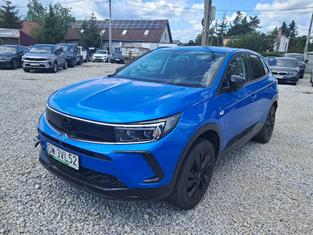 OPEL GRANDLAND SUV - Mobil SUV: gambar 3 OPEL GRANDLAND SUV - Mobil SUV: gambar 3