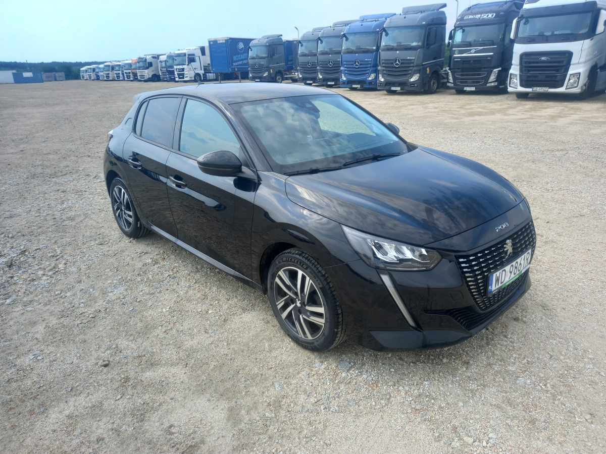 PEUGEOT 208 HATCHBACK - Hatchback: gambar 1 PEUGEOT 208 HATCHBACK - Hatchback: gambar 1