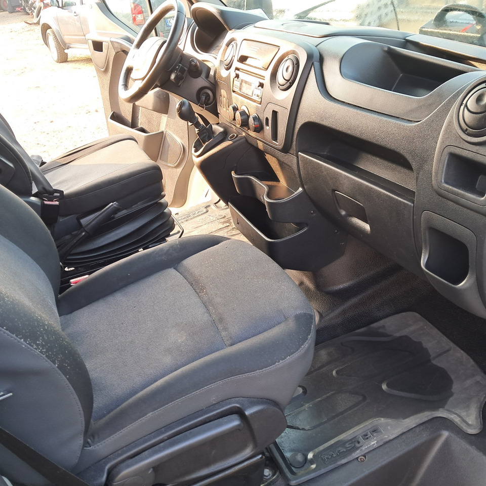 Van dengan terpal samping RENAULT MASTER PLANDEKA: gambar 9