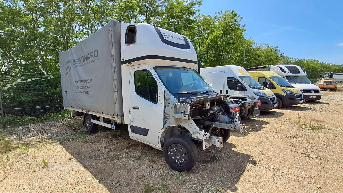 RENAULT Master PLANDEKA - Van dengan terpal samping: gambar 1 RENAULT Master PLANDEKA - Van dengan terpal samping: gambar 1