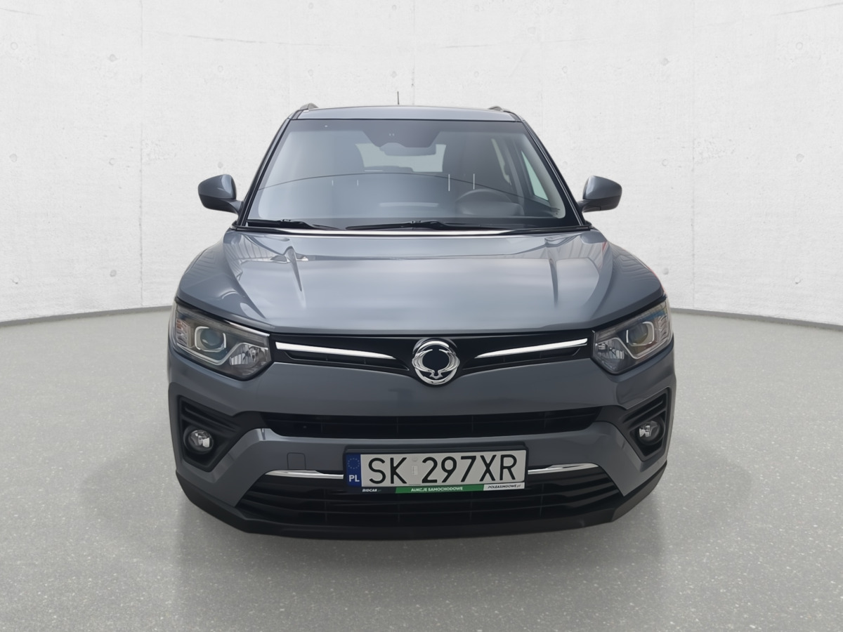 SSANGYONG TIVOLI SUV - Mobil SUV: gambar 3 SSANGYONG TIVOLI SUV - Mobil SUV: gambar 3