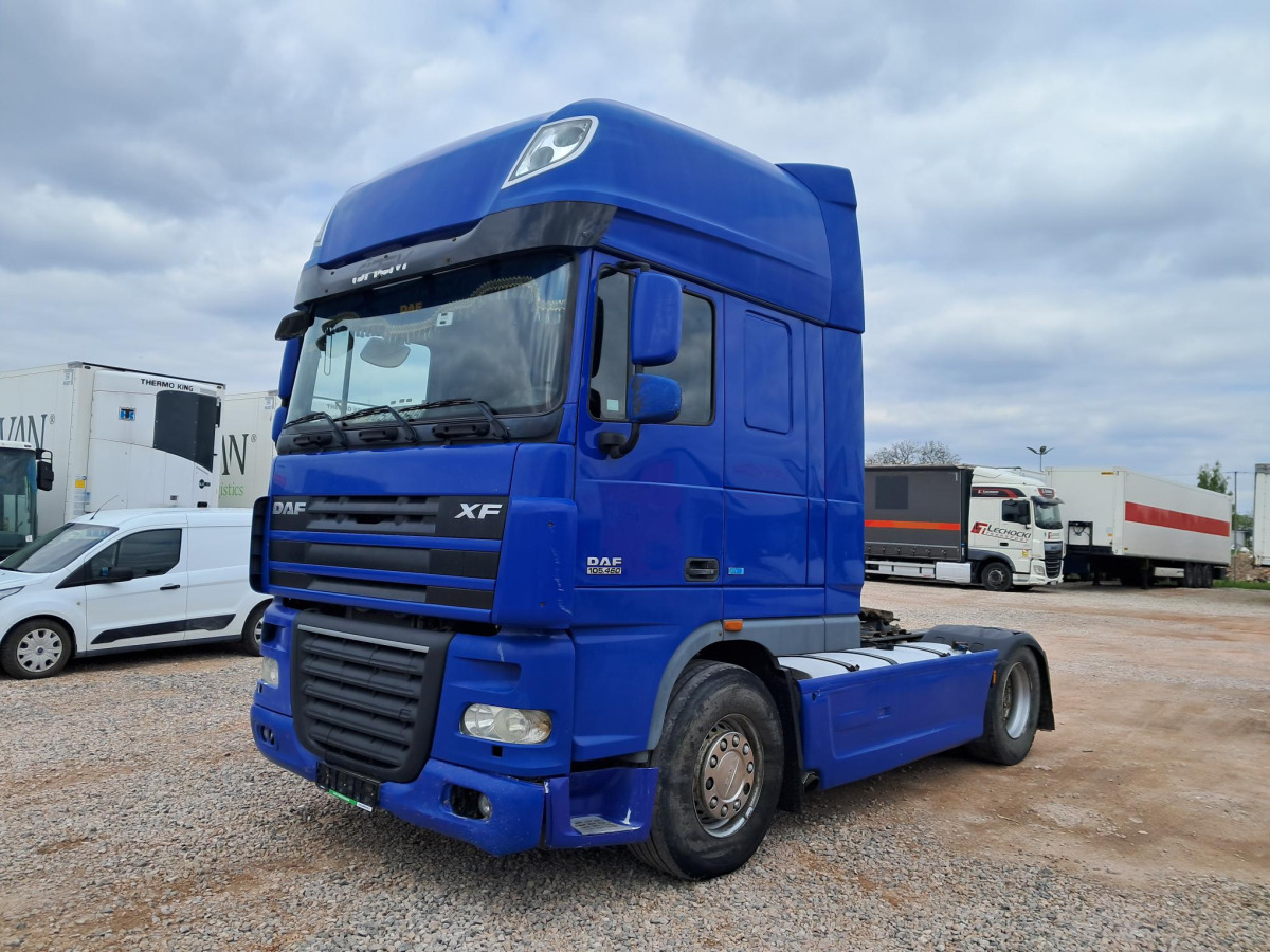 DAF XF CIĄGNIK SIODŁOWY - Tractor head: gambar 3 DAF XF CIĄGNIK SIODŁOWY - Tractor head: gambar 3