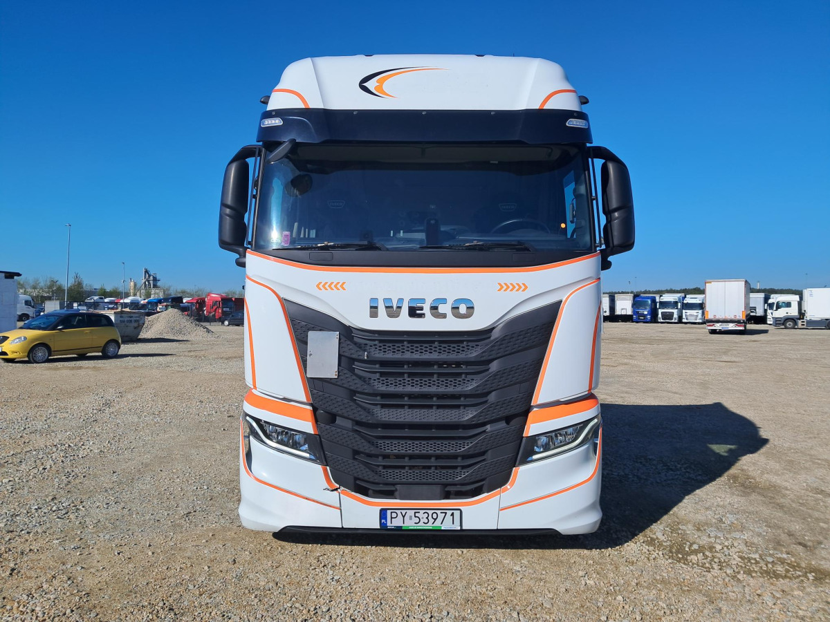IVECO AS440ST/FP LT LNG CIĄGNIK SIODŁOWY - Tractor head: gambar 2 IVECO AS440ST/FP LT LNG CIĄGNIK SIODŁOWY - Tractor head: gambar 2