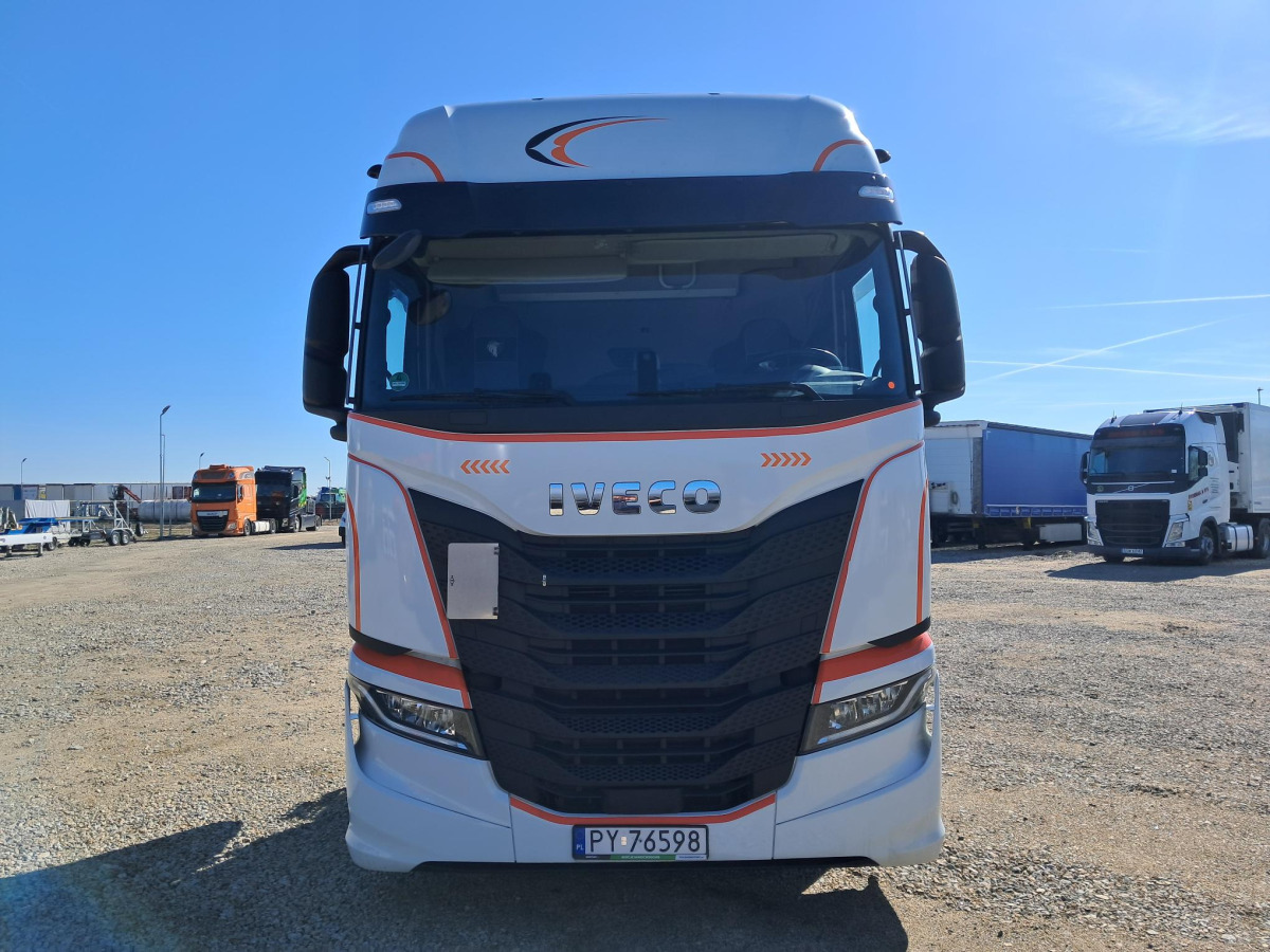 IVECO AS440ST/FP LT LNG CIĄGNIK SIODŁOWY - Tractor head: gambar 2 IVECO AS440ST/FP LT LNG CIĄGNIK SIODŁOWY - Tractor head: gambar 2
