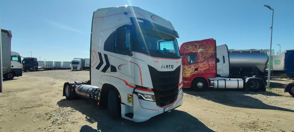 IVECO AS440ST/FP LT LNG CIĄGNIK SIODŁOWY - Tractor head: gambar 1 IVECO AS440ST/FP LT LNG CIĄGNIK SIODŁOWY - Tractor head: gambar 1