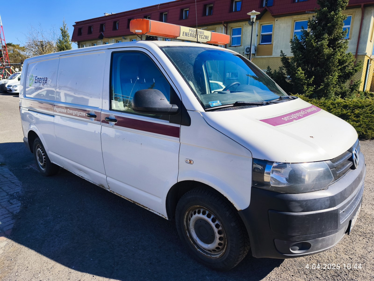 VOLKSWAGEN TRANSPORTER FURGON BLASZAK - Van panel: gambar 2 VOLKSWAGEN TRANSPORTER FURGON BLASZAK - Van panel: gambar 2