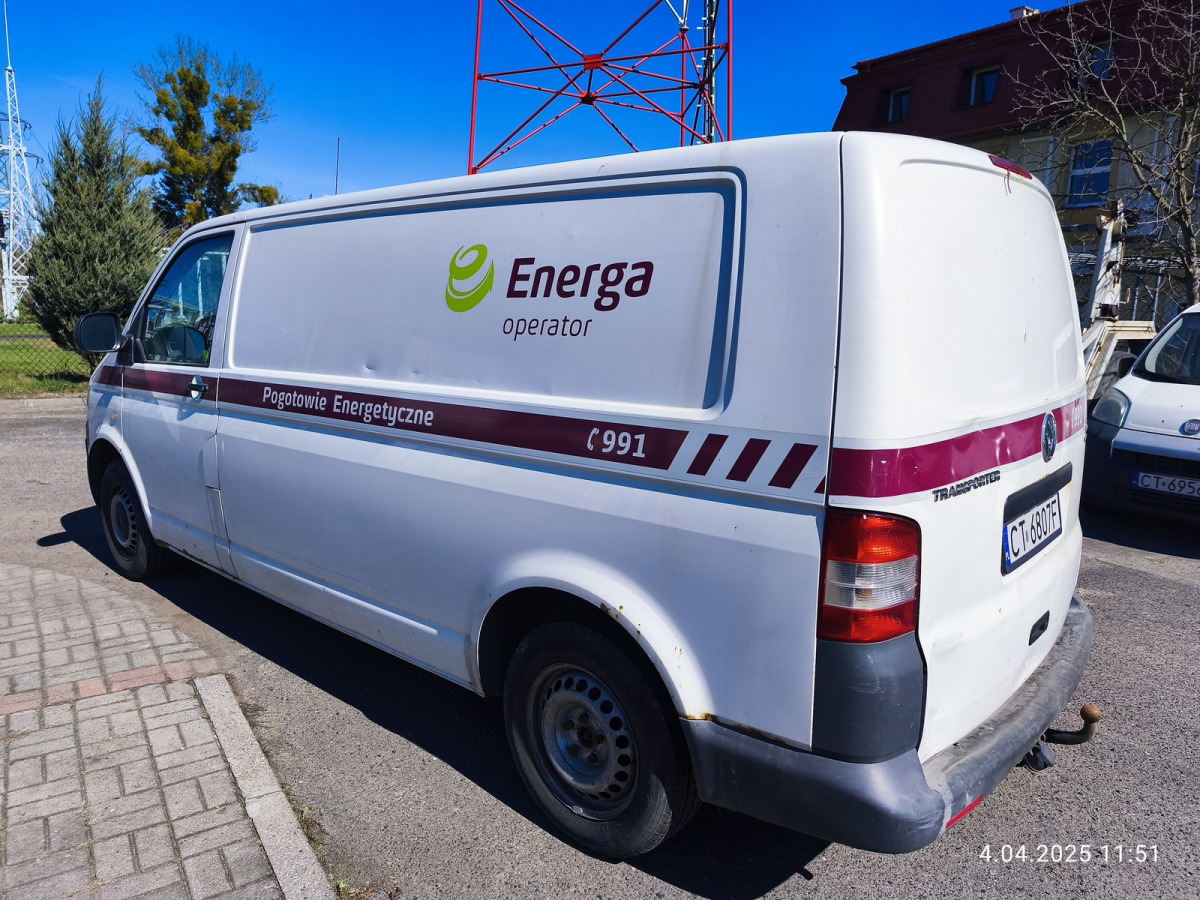 VOLKSWAGEN TRANSPORTER FURGON BLASZAK - Van panel: gambar 4 VOLKSWAGEN TRANSPORTER FURGON BLASZAK - Van panel: gambar 4