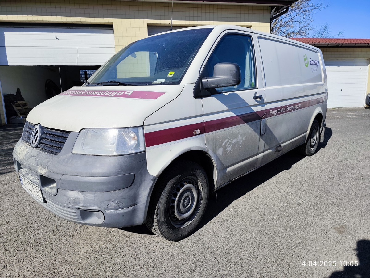 VOLKSWAGEN TRANSPORTER FURGON BLASZAK - Van panel: gambar 2 VOLKSWAGEN TRANSPORTER FURGON BLASZAK - Van panel: gambar 2