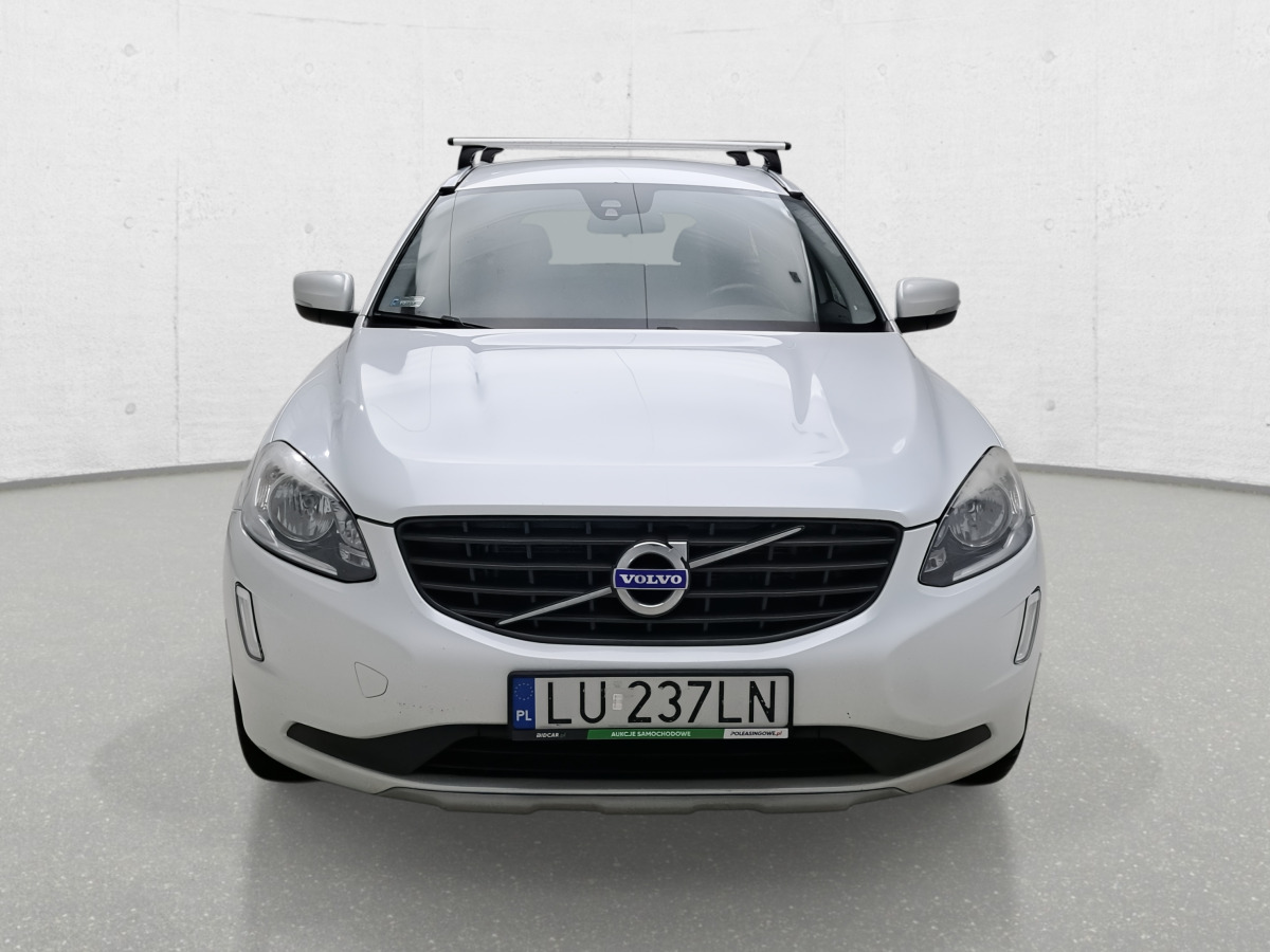 VOLVO XC60 SUV - Mobil SUV: gambar 4 VOLVO XC60 SUV - Mobil SUV: gambar 4