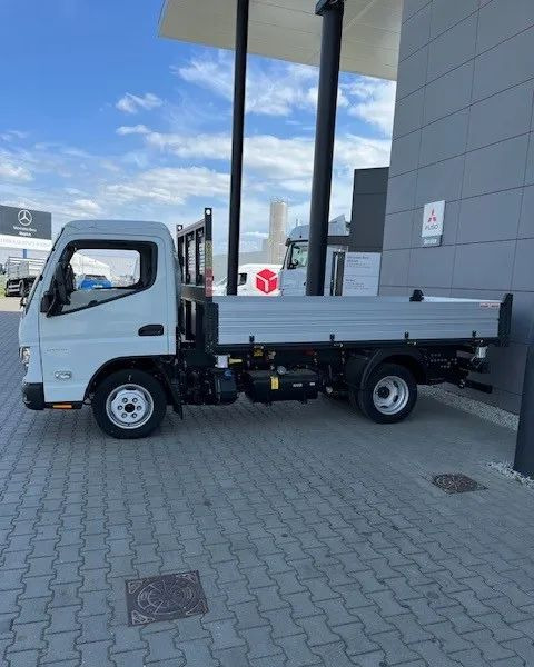 FUSO 3S13 - Truk jungkit: gambar 4 FUSO 3S13 - Truk jungkit: gambar 4