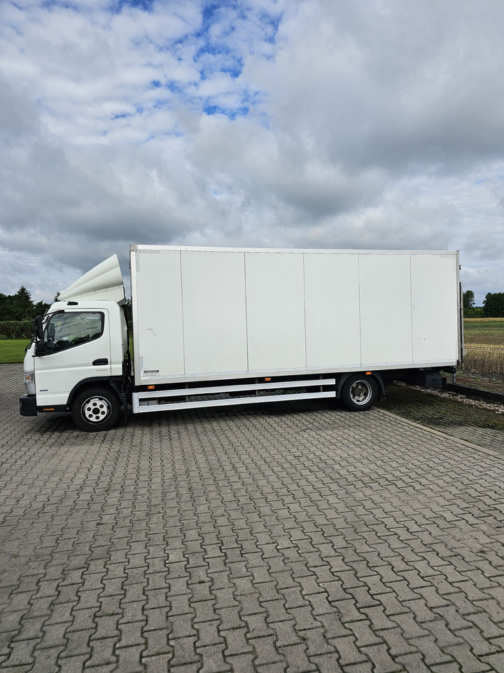 FUSO 9C18 - Truk isotermal: gambar 2 FUSO 9C18 - Truk isotermal: gambar 2