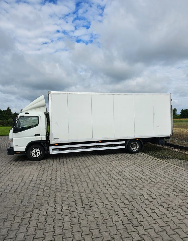 FUSO Canter 9C18 Izoterma - Truk berpendingin: gambar 3 FUSO Canter 9C18 Izoterma - Truk berpendingin: gambar 3