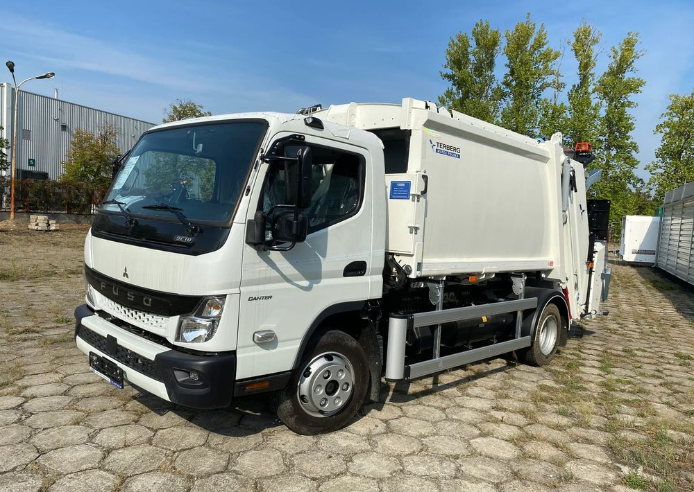 Truk sampah baru FUSO Canter 9C18 Śmieciarka: gambar 1