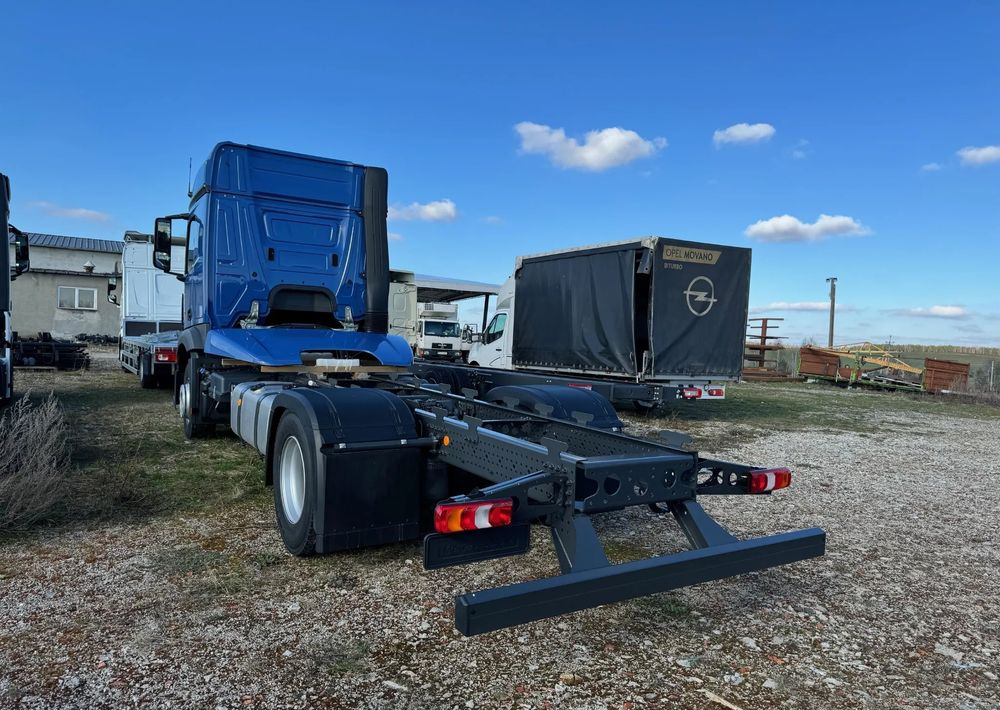 Mercedes-Benz Actros 1824 L podwozie do zabudowy - Truk sasis: gambar 3 Mercedes-Benz Actros 1824 L podwozie do zabudowy - Truk sasis: gambar 3