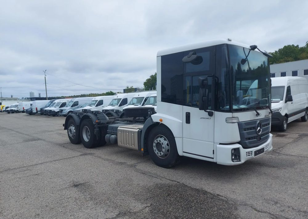 Mercedes-Benz Econic 2630 L ENA - Truk sasis: gambar 3 Mercedes-Benz Econic 2630 L ENA - Truk sasis: gambar 3