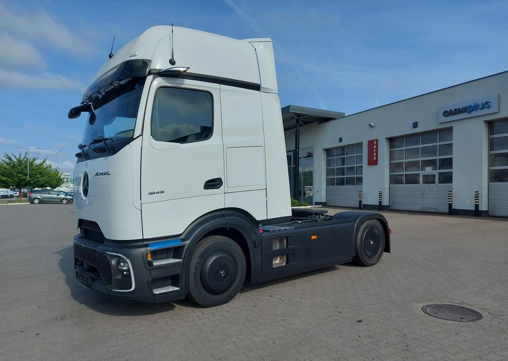 Mercedes-Benz Actros 1845 LS - Tractor head: gambar 1 Mercedes-Benz Actros 1845 LS - Tractor head: gambar 1