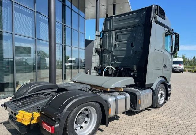 Mercedes-Benz Actros 1848 LSnRL ProCabin Mega - Tractor head: gambar 4 Mercedes-Benz Actros 1848 LSnRL ProCabin Mega - Tractor head: gambar 4