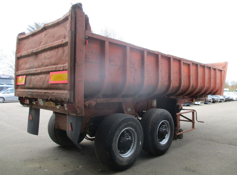 Fruehauf D33C , 2 axle , Steel tipper trailer , Drum Brakes , Spring suspension - Semi-trailer jungkit: gambar 3 Fruehauf D33C , 2 axle , Steel tipper trailer , Drum Brakes , Spring suspension - Semi-trailer jungkit: gambar 3