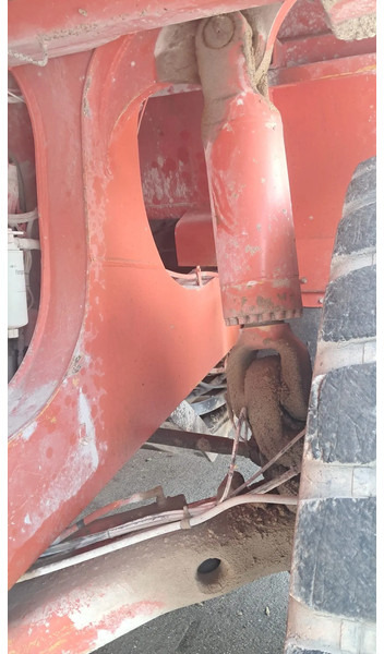 Truk batu/ Dumper iebes Hitachi Euclid R40C: gambar 19 Truk batu/ Dumper iebes Hitachi Euclid R40C: gambar 19